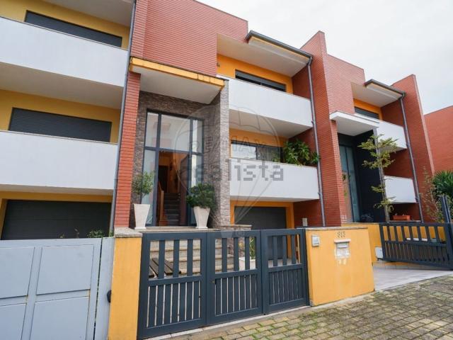 Moradia venda em Nossa Senhora Do Amparo, Portela
