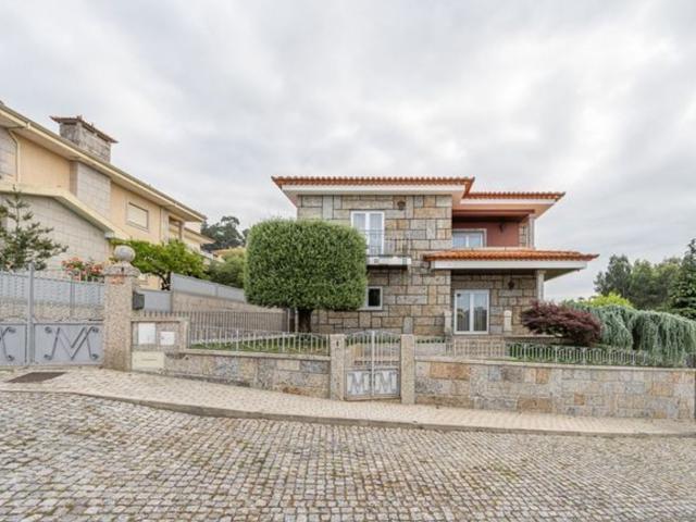 Casa venda em Póvoa De Lanhoso, Braga