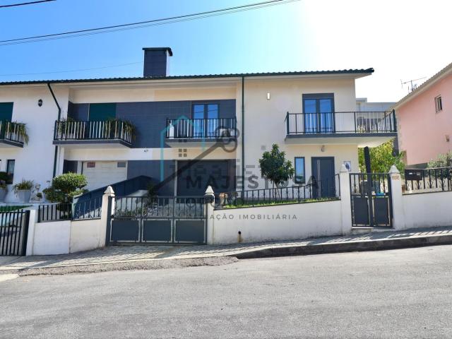 Casa venda em Póvoa de Lanhoso (Nossa Senhora do Amparo), Póvoa de Lanhoso
