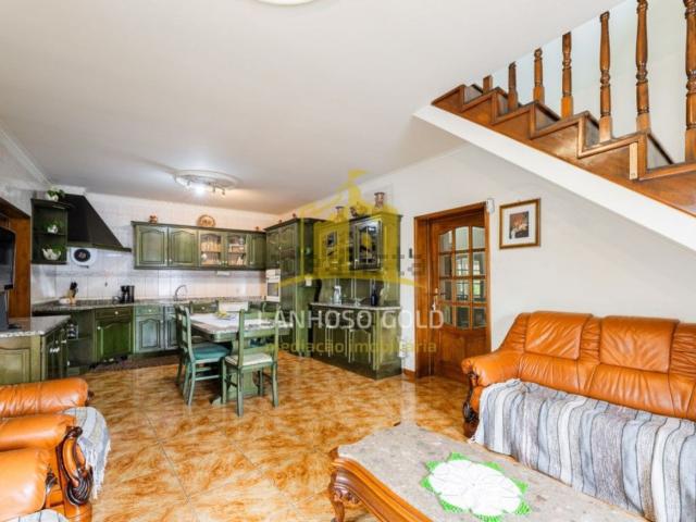 Casa venda em Póvoa De Lanhoso, Braga