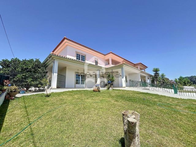 Casa venda em Serralheira, Caldas Da Rainha