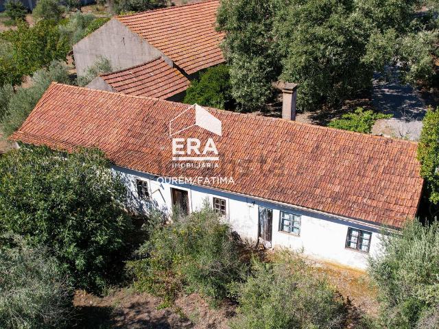 Casa venda em Ourém, Santarém