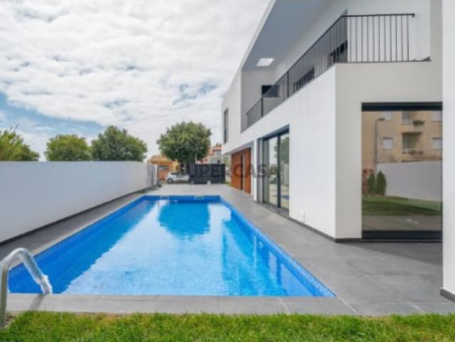 Casa venda em Cascais, Rebelva