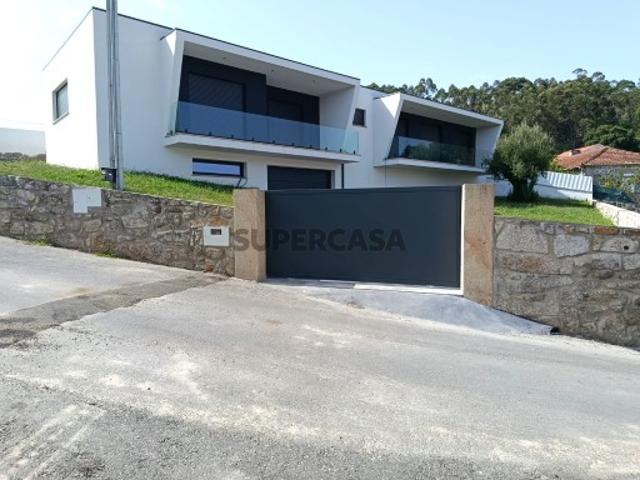 Casa venda em Arques, Viana Do Castelo