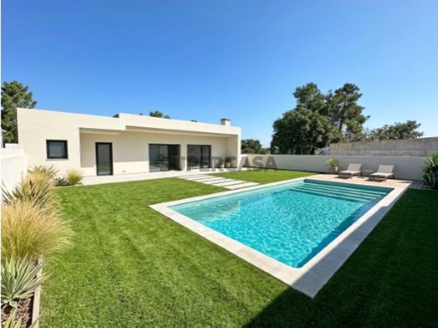 Casa venda em Azeitão (São Lourenço e São Simão), Setúbal