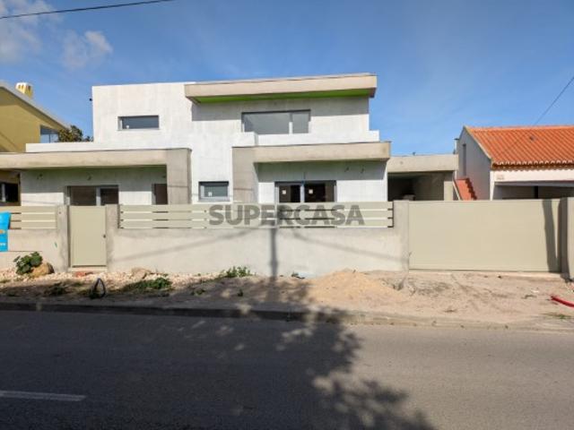 Casa venda em Azeitão (São Lourenço e São Simão), Setúbal
