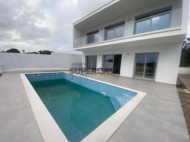 Casa venda em Alcobaça, Leiria