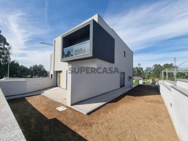 Casa venda em Santa Maria Da Feira, Aveiro