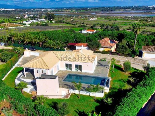Casa venda em Vale de Lama, Lagos