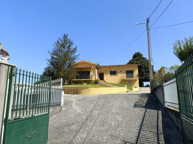 Casa venda em Oliveira Do Bairro, Aveiro