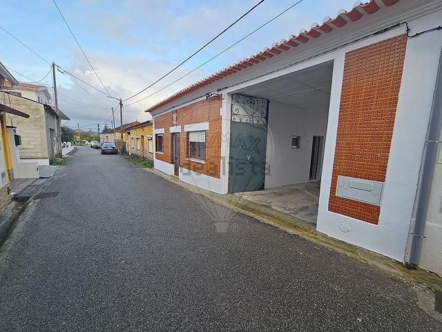 Casa venda em Oliveira Do Bairro, Aveiro