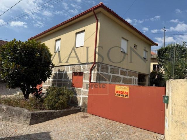 Casa venda em Marecos, Porto
