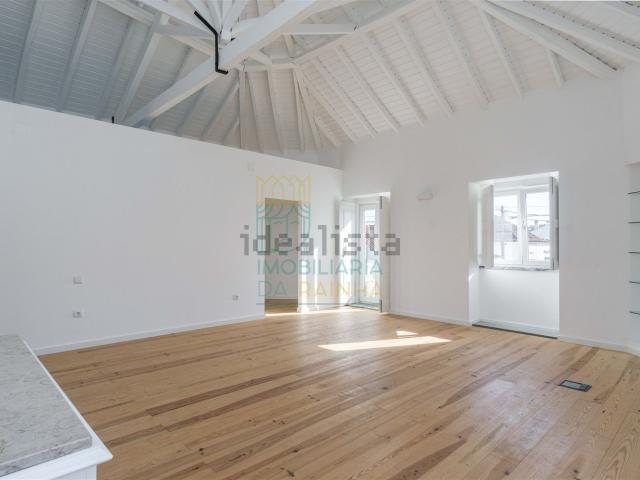 Casa venda em Olho Marinho, Óbidos