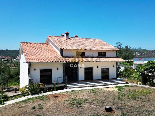 Casa venda em Ourém, Santarém
