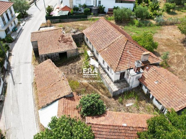 Casa venda em Ourém, Santarém