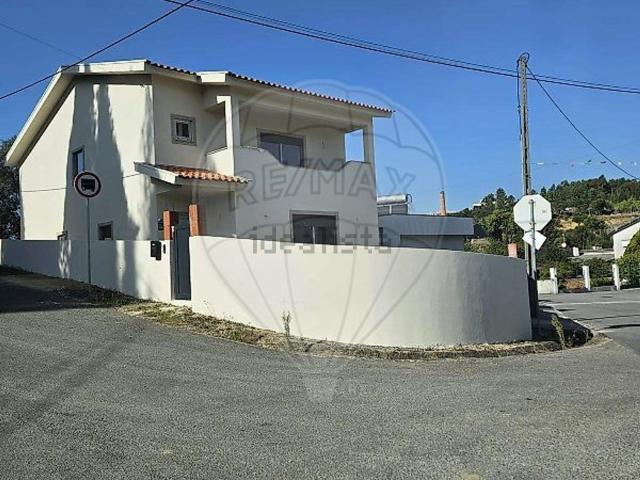 Casa venda em Oliveira Do Bairro, Aveiro