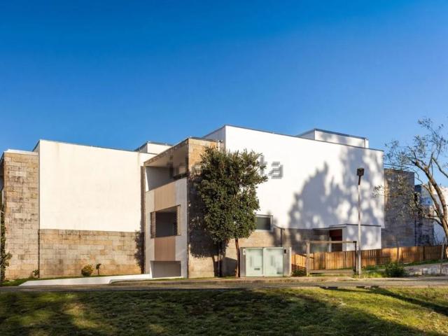 Casa venda em Oliveira do Douro, Vila Nova De Gaia