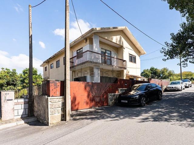 Casa venda em Oliveira do Douro, Vila Nova de Gaia