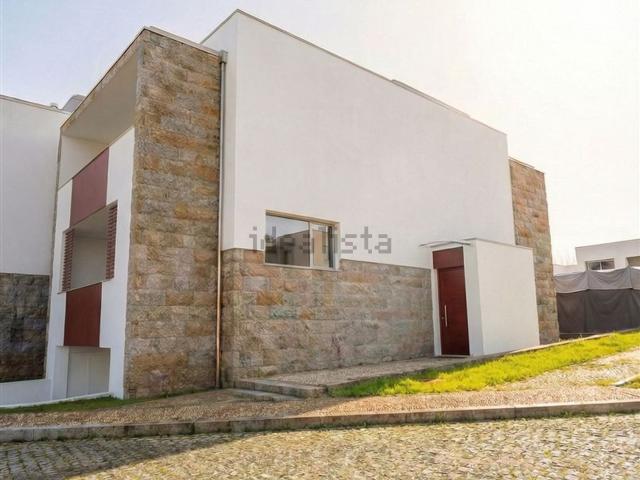 Casa venda em Oliveira do Douro, Vila Nova De Gaia