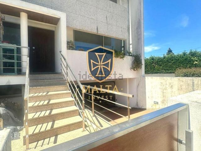 Casa venda em Oliveira do Douro, Vila Nova de Gaia