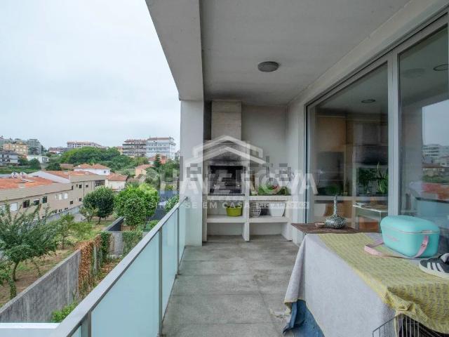 Casa venda em Oliveira do Douro, Vila Nova De Gaia