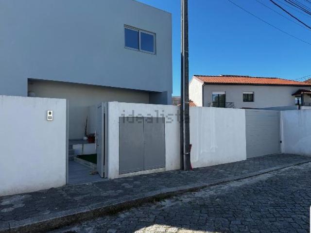 Casa venda em Oliveira do Douro, Vila Nova De Gaia