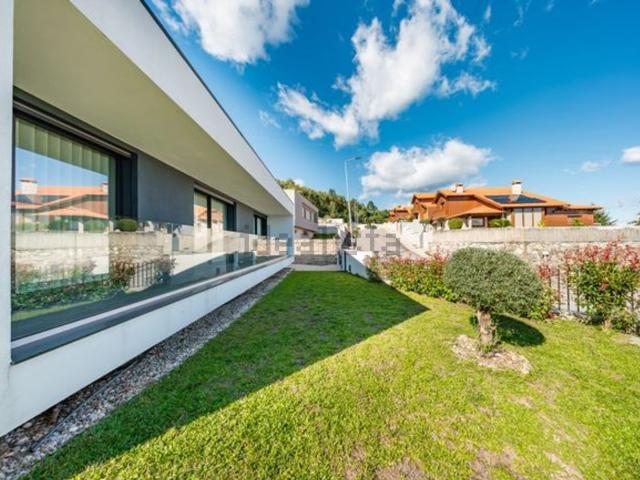 Casa venda em Oliveira, São Paio e São Sebastião, Guimarães