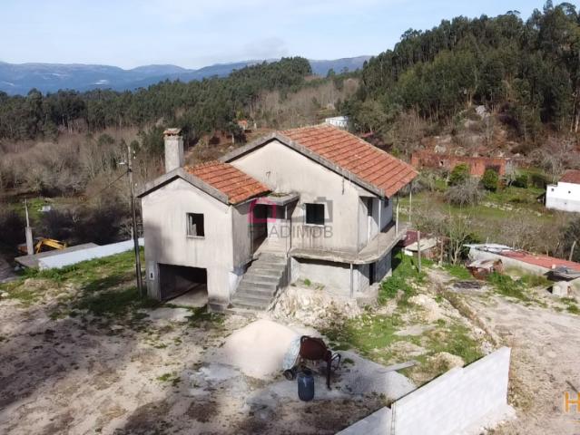 Casa venda em Oliveira De Frades, Viseu