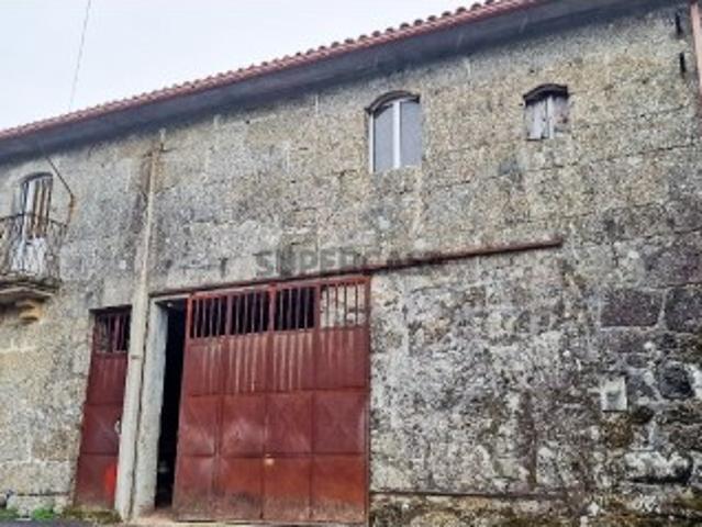 Casa venda em Parada Do Bouro, Braga