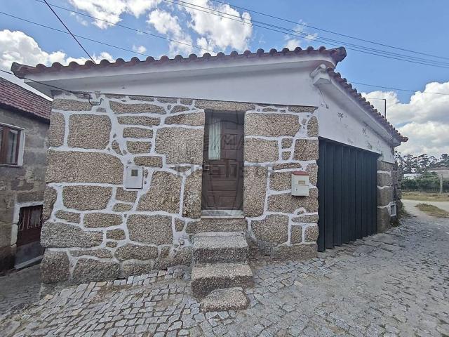 Casa venda em Marecos, Porto