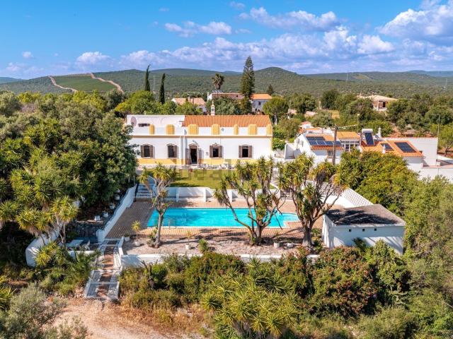 Casa venda em Almeijoafras, Albufeira