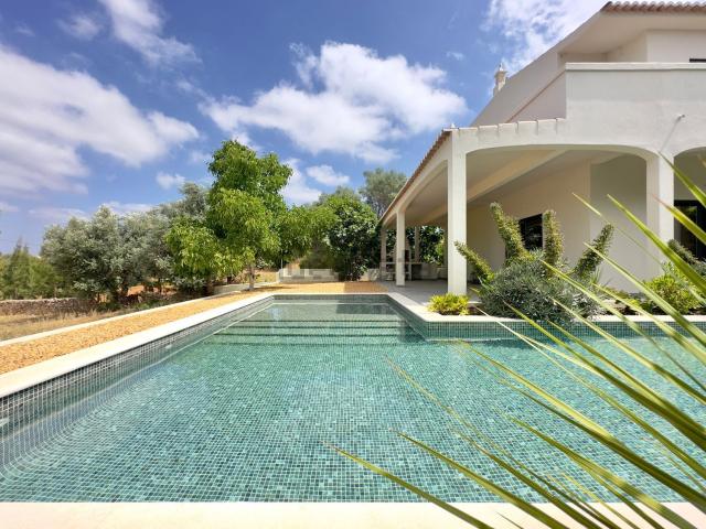 Moradia venda em Paderne, Casa Dos Pires