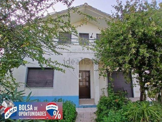 Casa venda em Curvaceiras Pequenas, Tomar