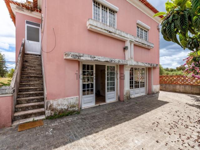 Casa venda em Delongo, Tomar