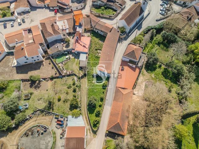 Casa venda em Curvaceiras Pequenas, Tomar