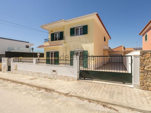 Casa venda em Palhais, Setúbal
