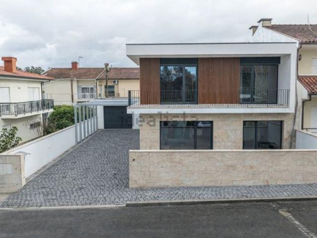 Casa venda em Palmeira, Braga
