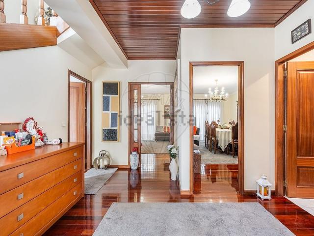 Casa venda em Palmeira, Braga