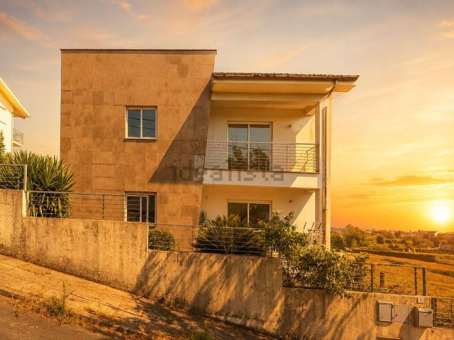 Casa venda em Palmeira, Braga