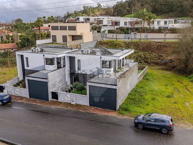 Casa venda em Palmeira, Braga