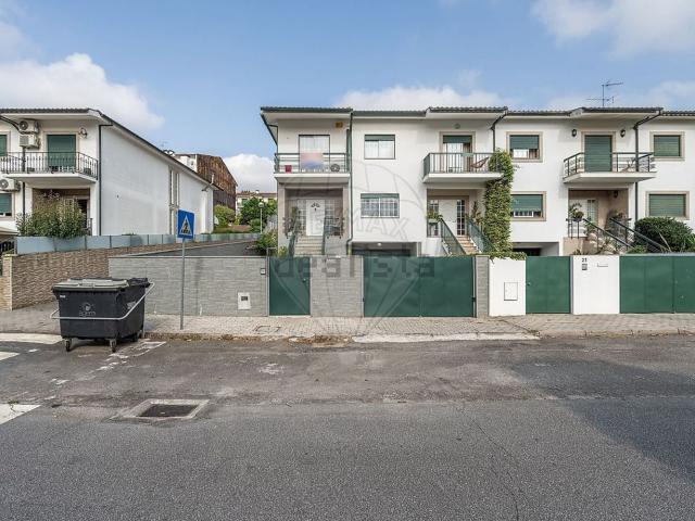 Casa venda em Palmeira, Braga