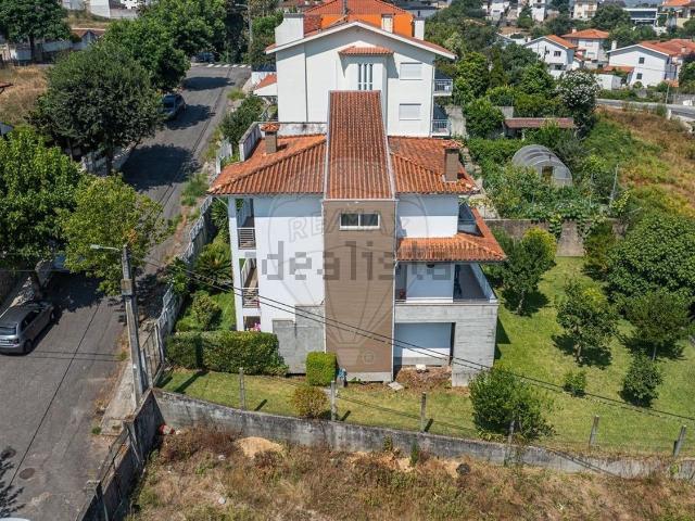 Casa venda em Palmeira, Braga