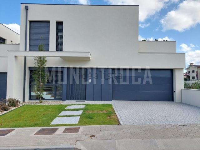 Casa venda em Palmeira, Braga