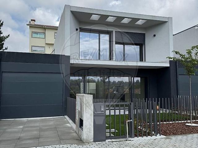 Casa venda em Palmeira, Braga