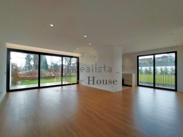 Casa venda em Palmeira, Braga