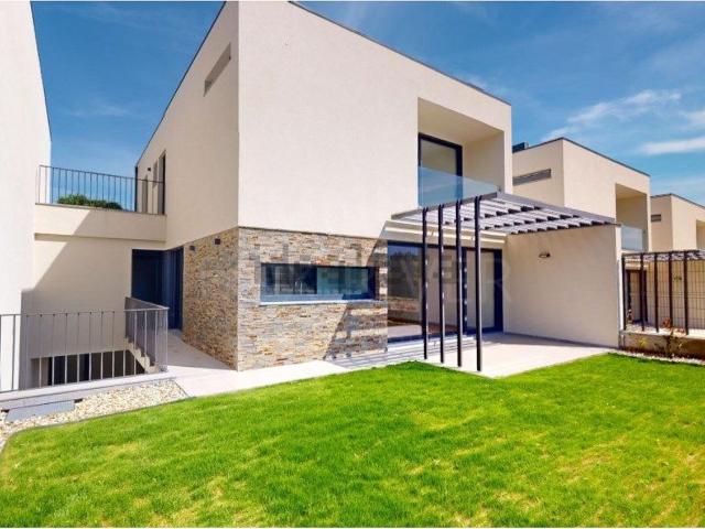 Casa venda em Palmeira, Braga