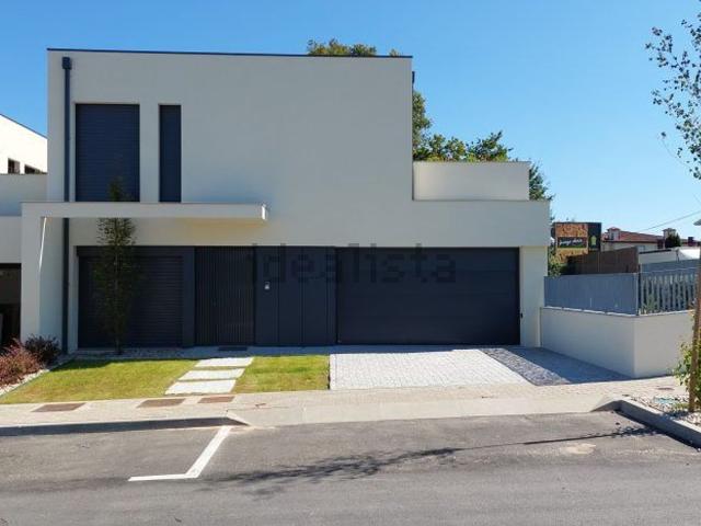 Casa venda em Palmeira, Braga