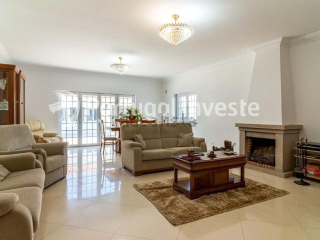 Casa venda em Algeruz, Palmela
