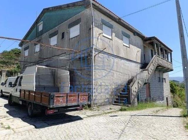 Casa venda em Ancede e Ribadouro, Baião