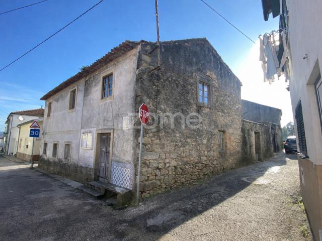 Casa venda em Coimbrã, Botão
